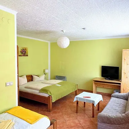 Hotel Hotel-Pension Am Muehlberg 3*