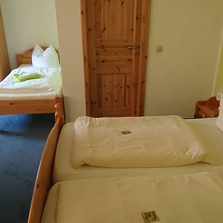 Hotel Hotel-Pension Am Muehlberg 3*