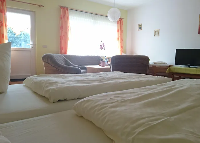 Hotell Hotel-Pension Am Muehlberg 3*