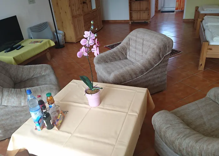 Hotel-Pension Am Muehlberg 3*